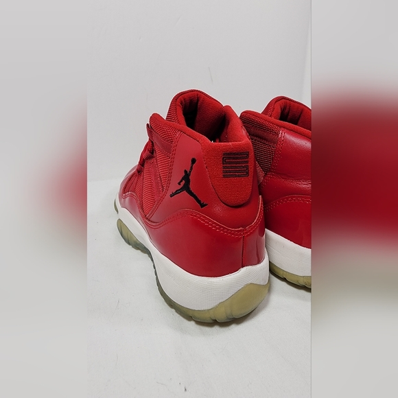 Nike Air Jordan 11 Retro Win Like '96 378038-623 Youth Size 6.0 Red - Picture 6 of 16